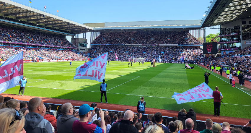 Zájezdy na Aston Villu