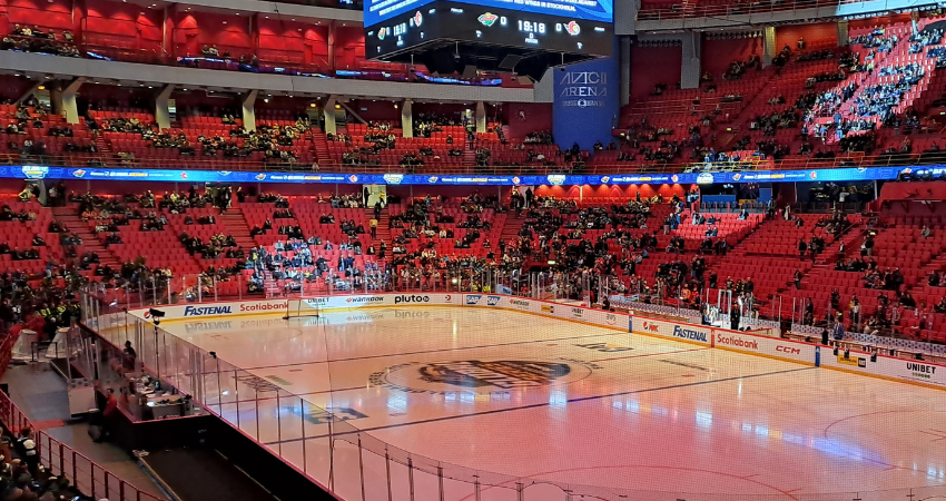 NHL v Düsseldorfe: Chicago Blackhawks – Ottawa Senators